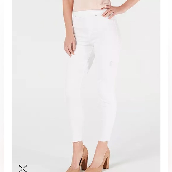 SPANX White Distressed Skinny Jeans - Picture 1 of 9